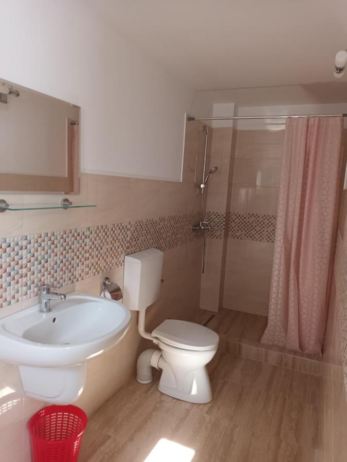 Vila Cosmin Hotel Западен Ефорие Екстериор снимка