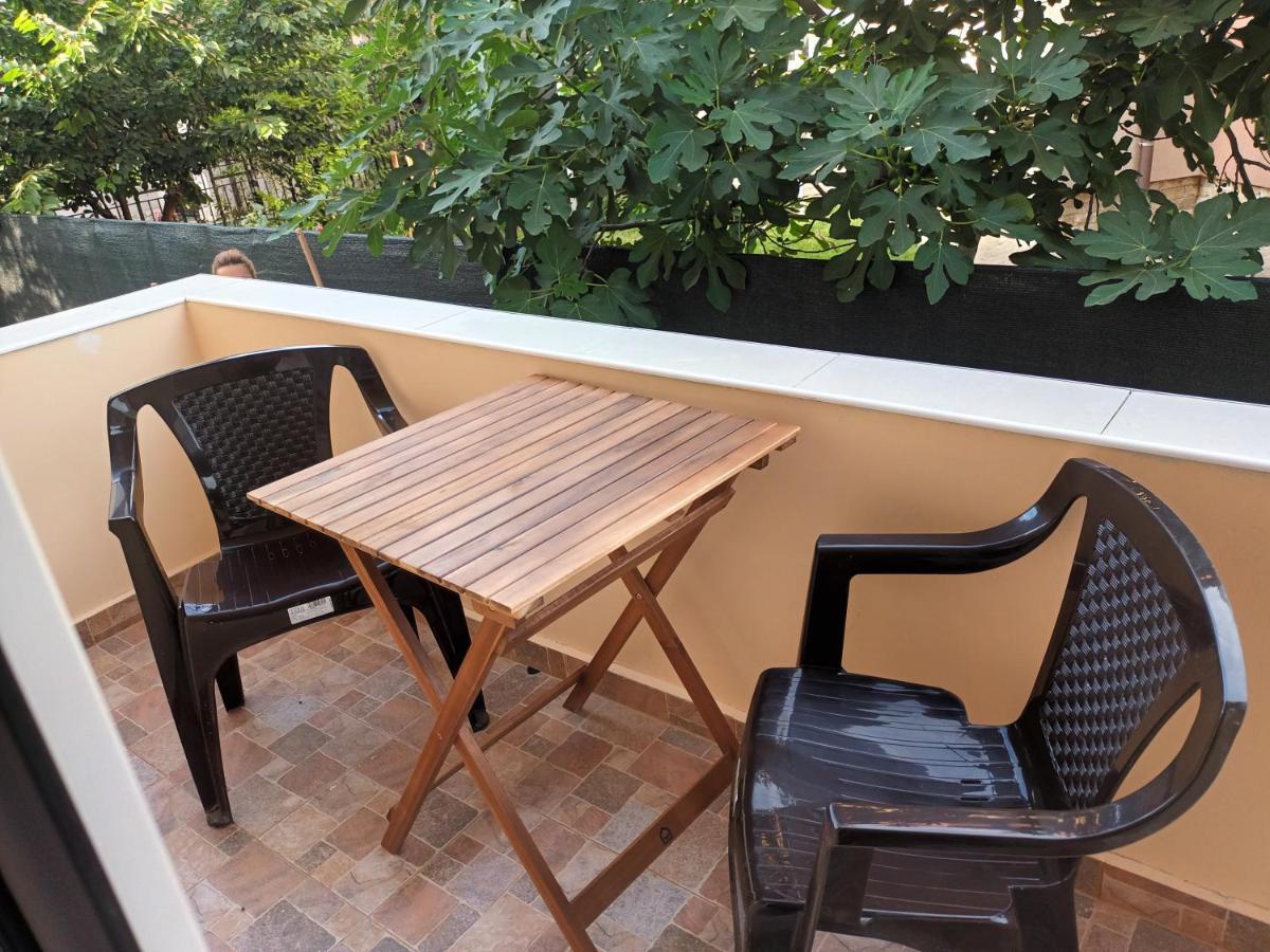 Vila Cosmin Hotel Западен Ефорие Екстериор снимка