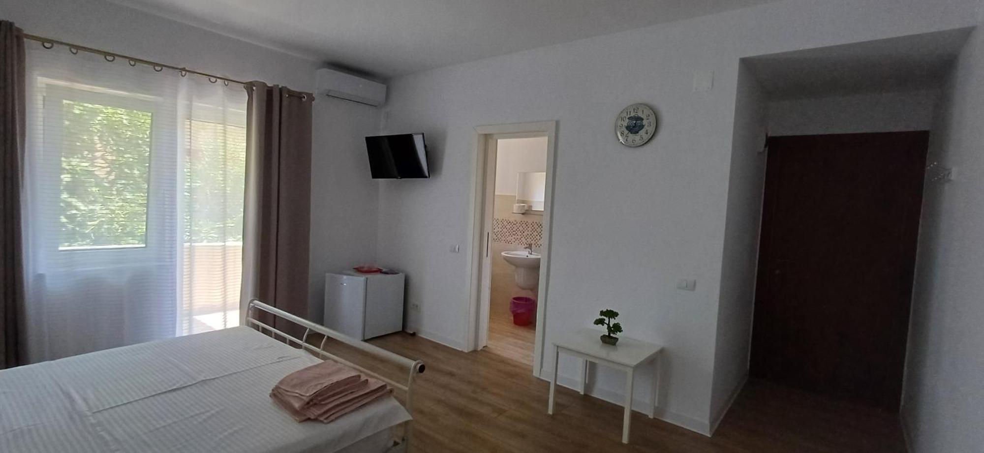 Vila Cosmin Hotel Западен Ефорие Екстериор снимка